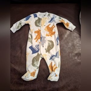 Carter's baby Sleep N Play outfit very soft and cozy-- NWOT never worn